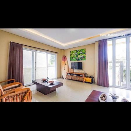 Brielle guest house Jimbaran Buitenkant foto