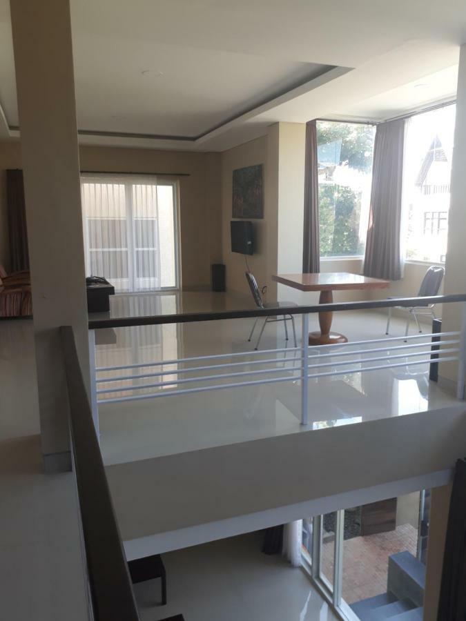 Brielle guest house Jimbaran Buitenkant foto